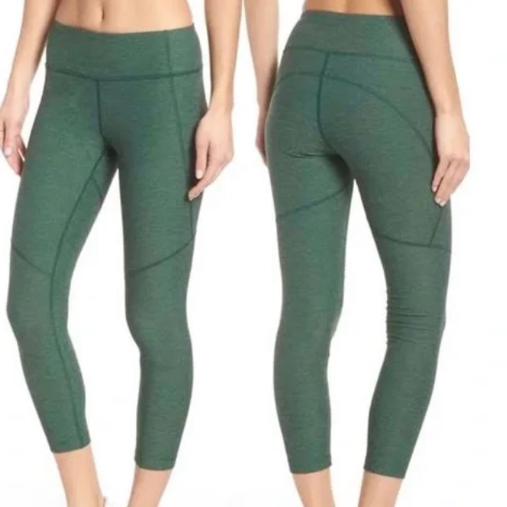 Outdoor Voices Warm Up 3/4 Green Leggings Cropped small